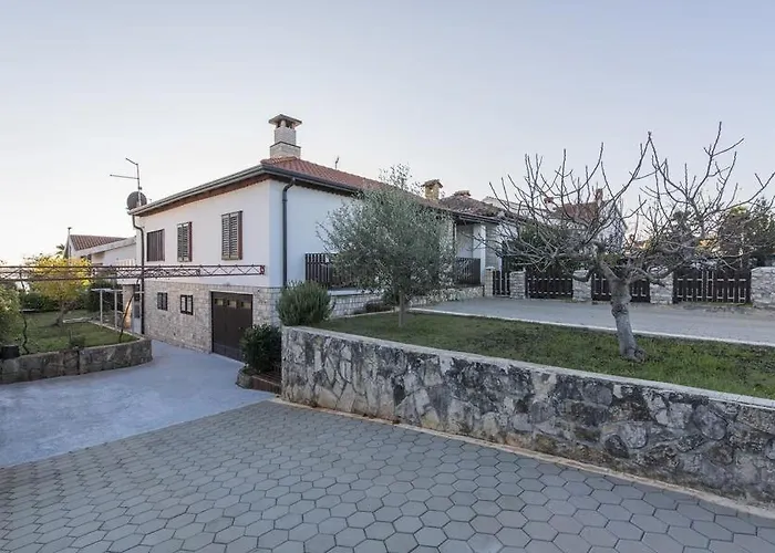 Holiday home Alenka